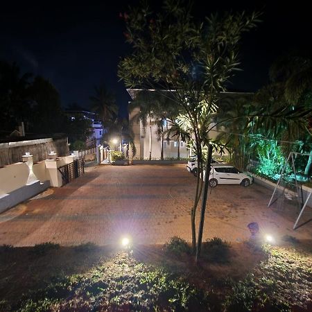 Wayanad Cliff Hotel กัลปัตตา ภายนอก รูปภาพ
