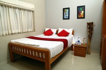 Wayanad Cliff Hotel กัลปัตตา ภายนอก รูปภาพ